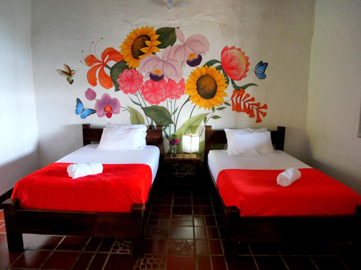 La Hacienda Hostel San Gil Exterior photo